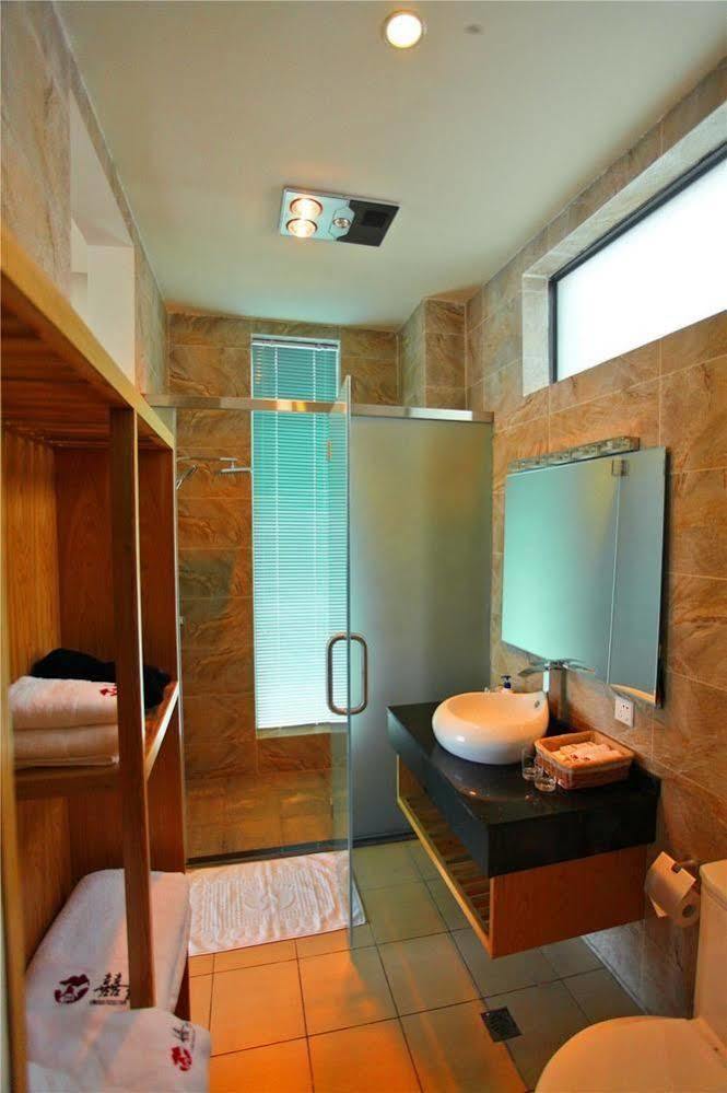 Magpies Habitat Erhai Resort Hotel Dengchuan ภายนอก รูปภาพ
